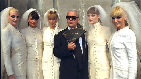 Karl Lagerfeld et la mariée Chanel en 28 images de .